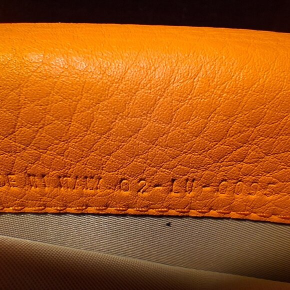 Christian Dior Compact Wallet with Dust Bag - New Vintage 2005 - with COA - Picture 10 of 16